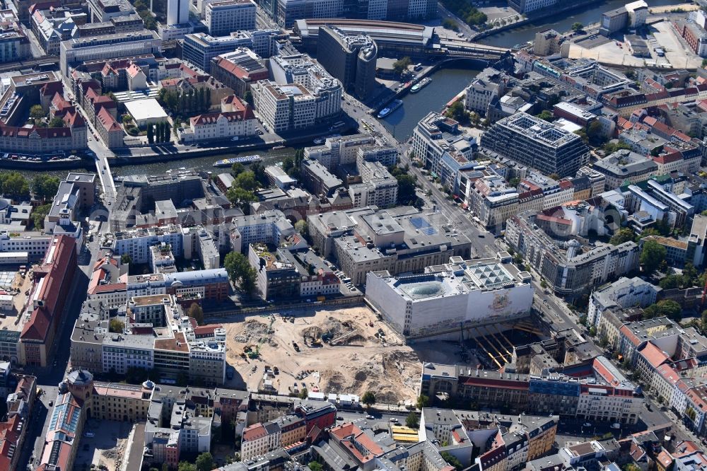 Berlin from the bird's eye view: Construction site for the new building Areal on Tacheles on Oranienburger Strasse in the district Mitte in Berlin, Germany