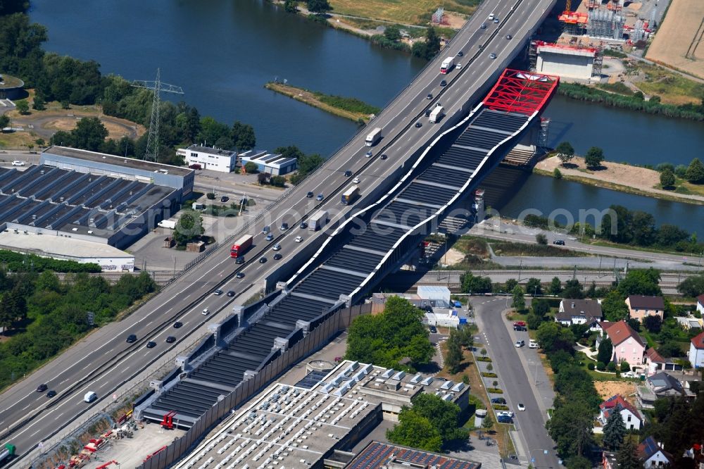 Aerial photograph Heilbronn - New construction of the Highway - motorway bridge of the Neckartalbruecke of BAB A6 in Heilbronn in the state Baden-Wurttemberg, Germany