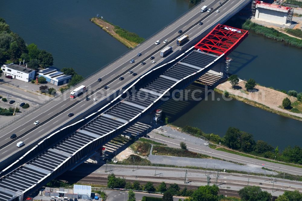 Aerial photograph Heilbronn - New construction of the Highway - motorway bridge of the Neckartalbruecke of BAB A6 in Heilbronn in the state Baden-Wurttemberg, Germany