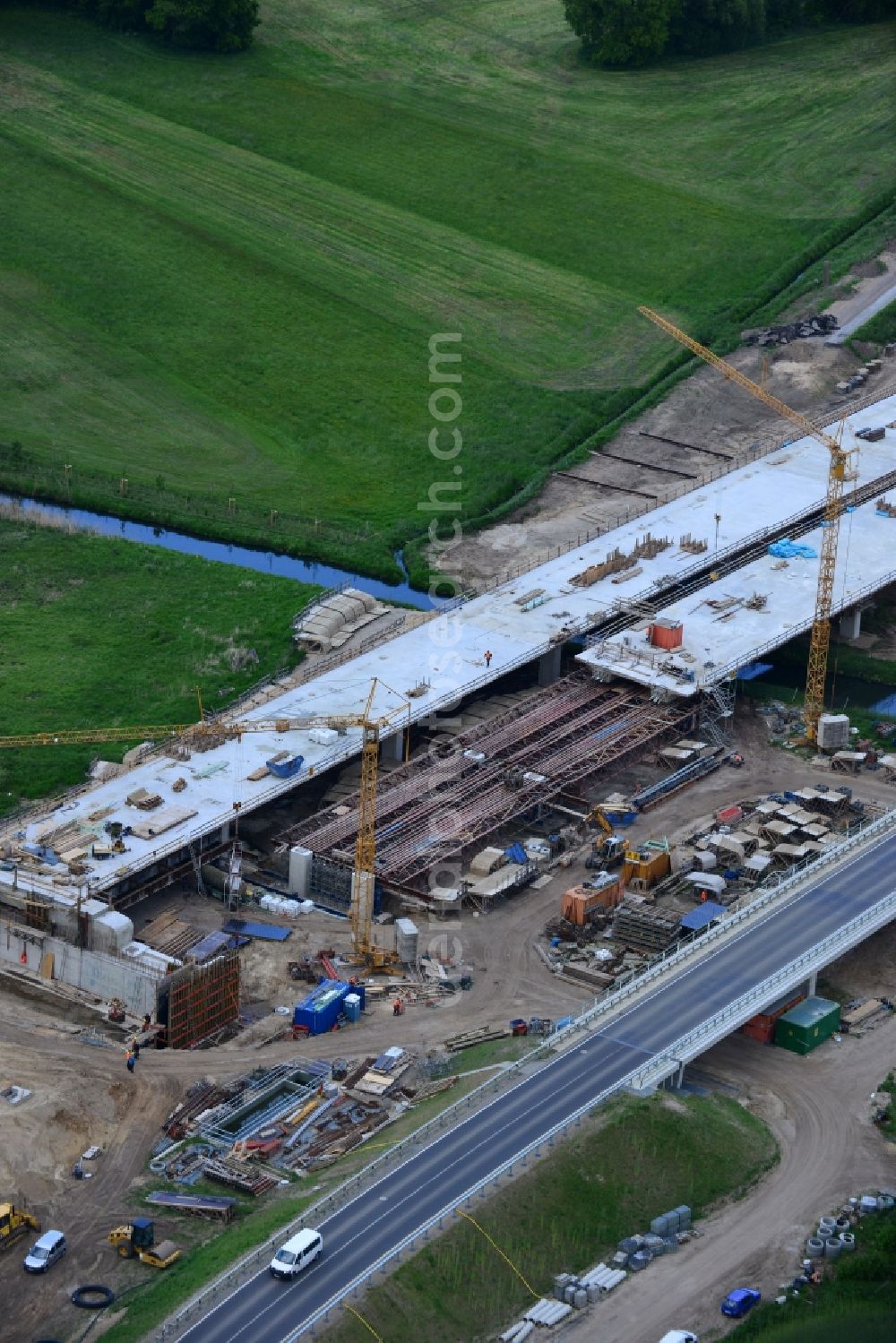 Karstädt from above - Highway - motorway bridge of the A 14 in Order of DEGES Deutsche Einheit Fernstrassenplanungs- and -Bau GmbH by Johann Bunte Bauunternehmung GmbH & Co. KG in the district Garlin in Karstaedt in the state Brandenburg, Germany