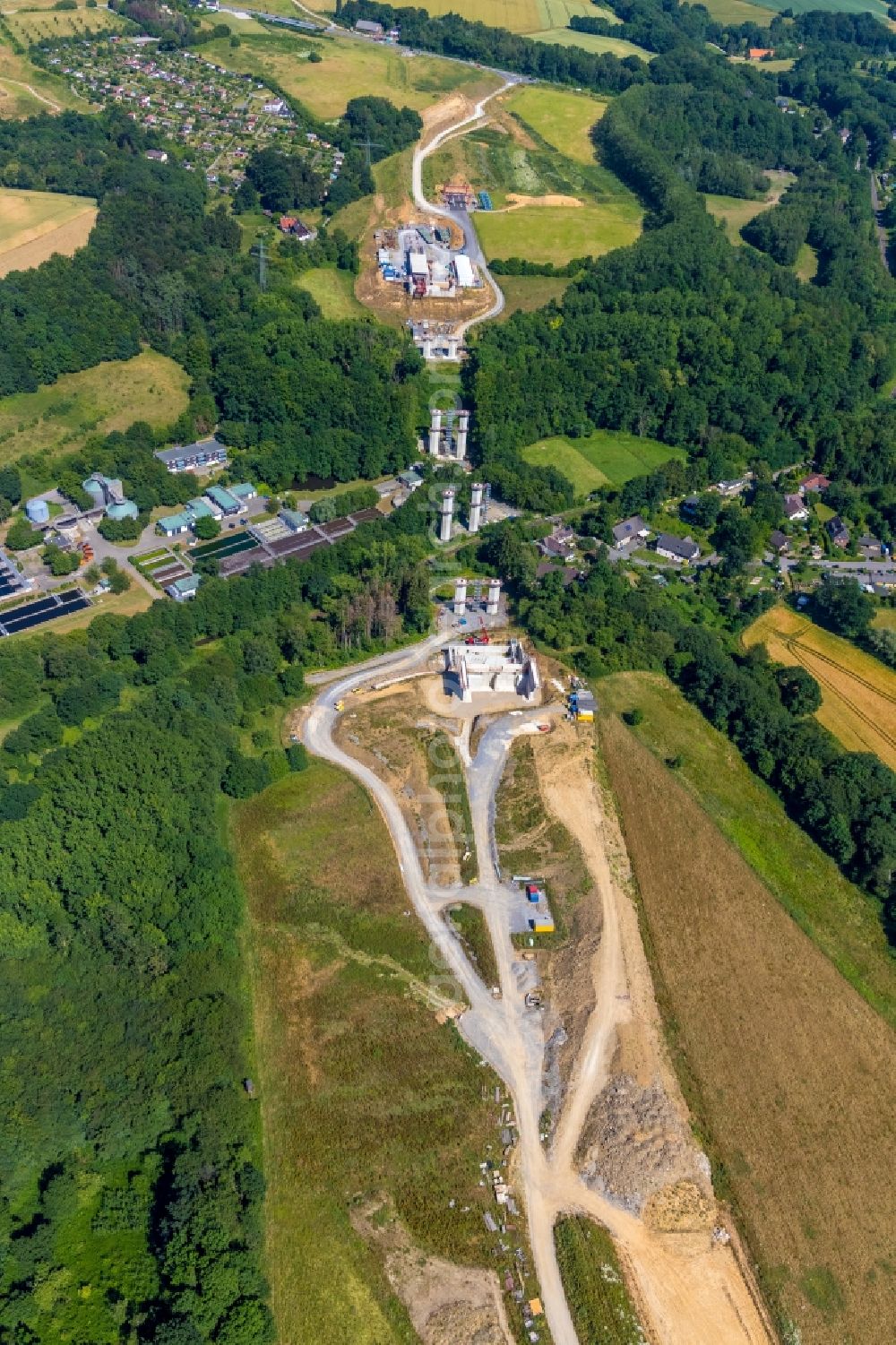 Aerial photograph Heiligenhaus - New construction of the Highway - motorway bridge of the BAB A44 in Hofermuehle in the state North Rhine-Westphalia, Germany