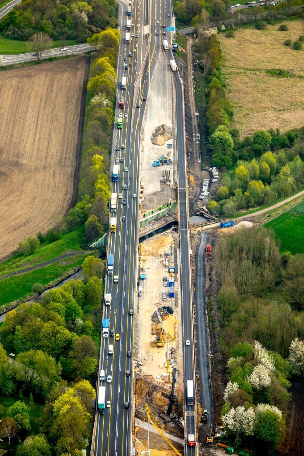 Kamen from the bird's eye view: New construction of the Highway - motorway bridge of the BAB A2 in Kamen in the state North Rhine-Westphalia, Germany