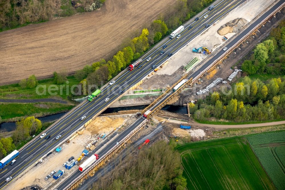 Aerial photograph Kamen - New construction of the Highway - motorway bridge of the BAB A2 in Kamen in the state North Rhine-Westphalia, Germany