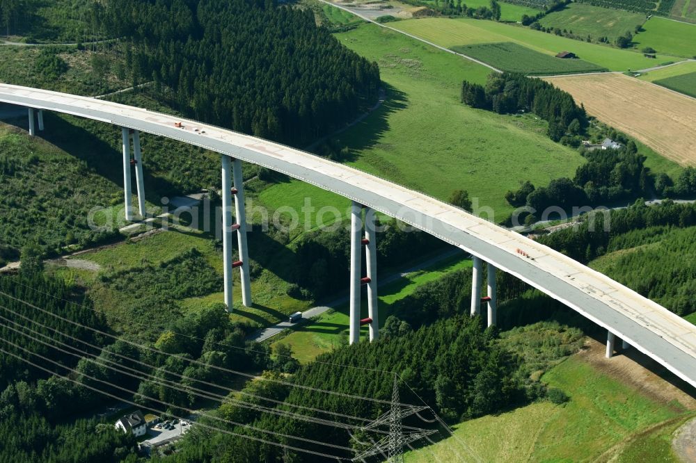 Nuttlar from the bird's eye view: New construction of the Highway - motorway bridge of the A Talbruecke Schormecke of BAB A46 in Nuttlar in the state North Rhine-Westphalia, Germany