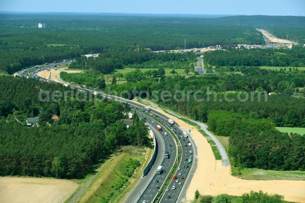 Michendorf from the bird's eye view: New construction site of the autobahn course of the BAB A10 zum 8-streifigen Ausbau in Michendorf in the state Brandenburg, Germany