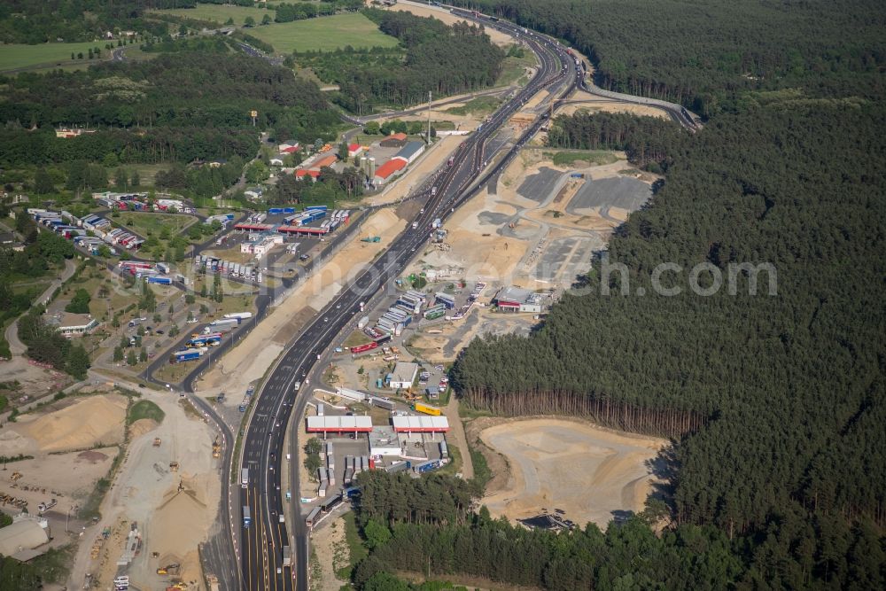 Aerial photograph Michendorf - New construction site of the autobahn course of the BAB A10 zum 8-streifigen Ausbau in Michendorf in the state Brandenburg, Germany