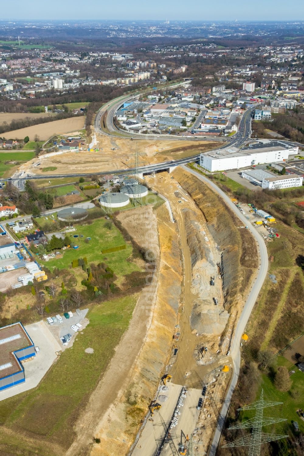 Aerial photograph Velbert - New construction site of the autobahn course of the BAB A44 to federal street B227 in the district Hetterscheidt in Velbert in the state North Rhine-Westphalia