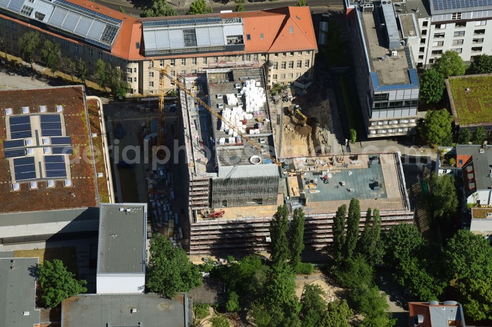 Aerial photograph Berlin - Construction site of the new Berlin Institute for Medical Systems BIMSB on Hannoversche Strasse in the district of Mitte in Berlin, Germany