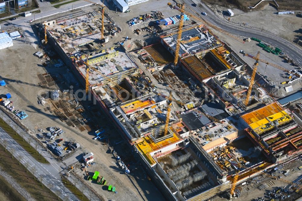 Aerial photograph München - New construction site of the school building Am Huellgraben - Joseph-Wild-Strasse in the district Riem in Munich in the state Bavaria, Germany