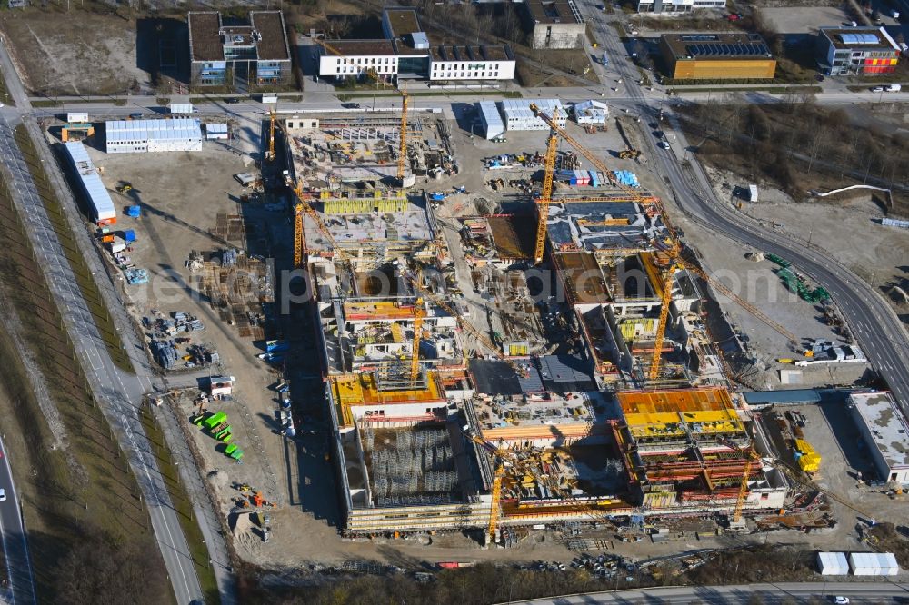 München from the bird's eye view: New construction site of the school building Am Huellgraben - Joseph-Wild-Strasse in the district Riem in Munich in the state Bavaria, Germany