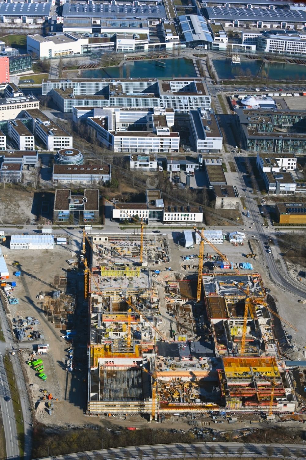 Aerial photograph München - New construction site of the school building Am Huellgraben - Joseph-Wild-Strasse in the district Riem in Munich in the state Bavaria, Germany