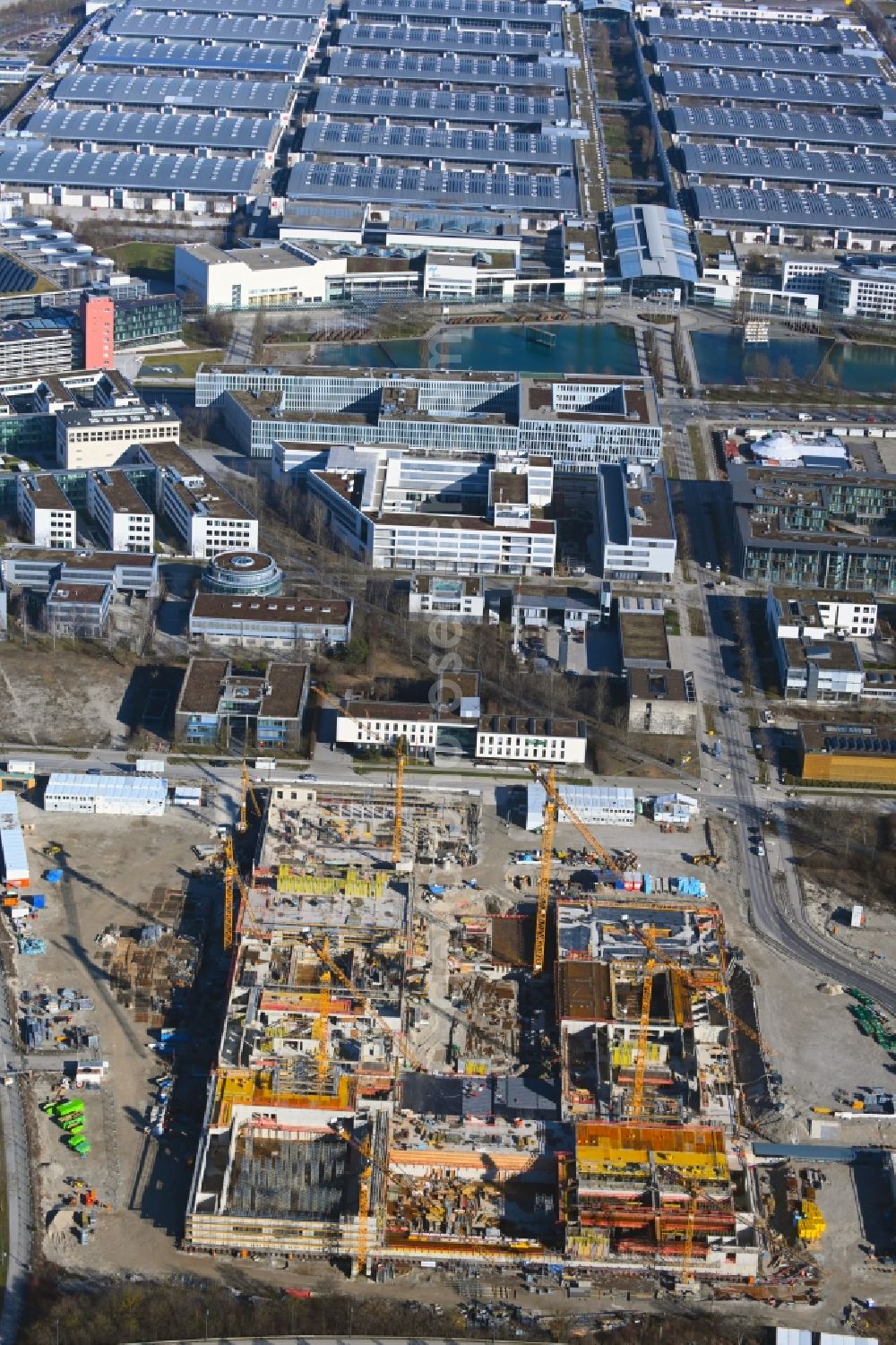 München from above - New construction site of the school building Am Huellgraben - Joseph-Wild-Strasse in the district Riem in Munich in the state Bavaria, Germany