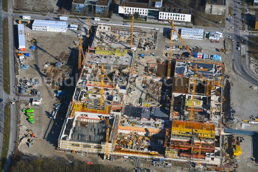 München from the bird's eye view: New construction site of the school building Am Huellgraben - Joseph-Wild-Strasse in the district Riem in Munich in the state Bavaria, Germany