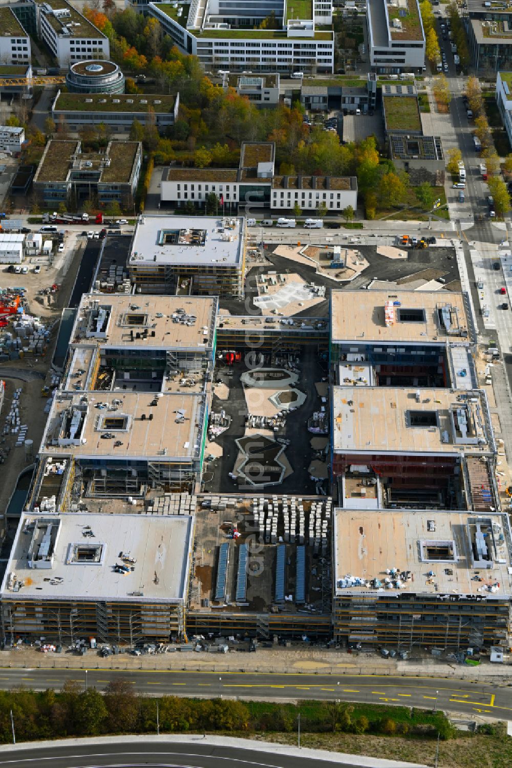 München from above - New construction site of the school building Am Huellgraben - Joseph-Wild-Strasse in the district Riem in Munich in the state Bavaria, Germany