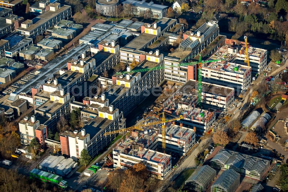 Düsseldorf from above - Construction site of the new academic building of biologcial sciences and the building 26 on campus of Heinrich Heine University in Duesseldorf in the state of North Rhine-Westphalia