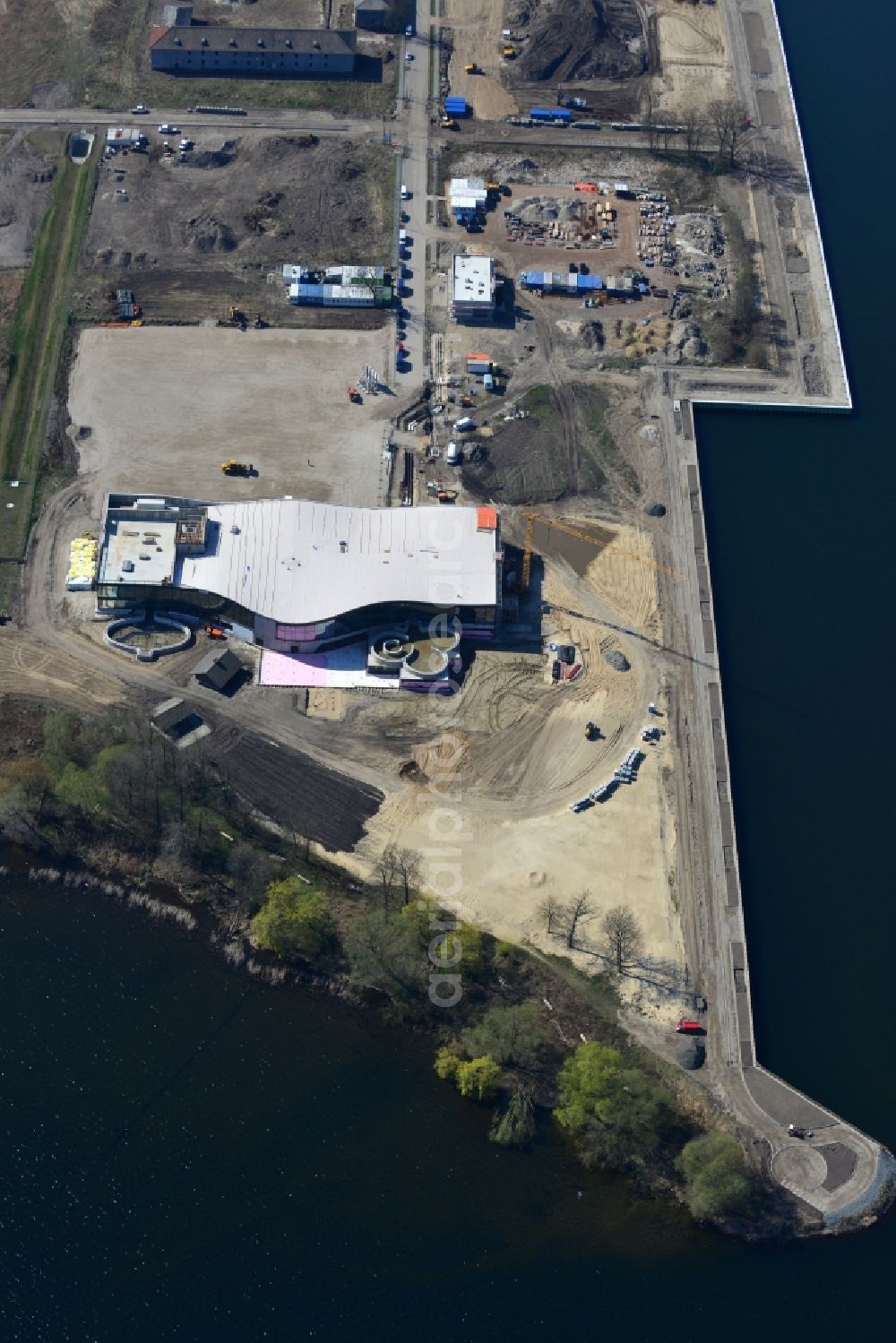 Werder Havel from above - Construction site for the new building of the spa Werder (Havel) with brine and sauna in Werder Havel in Brandenburg