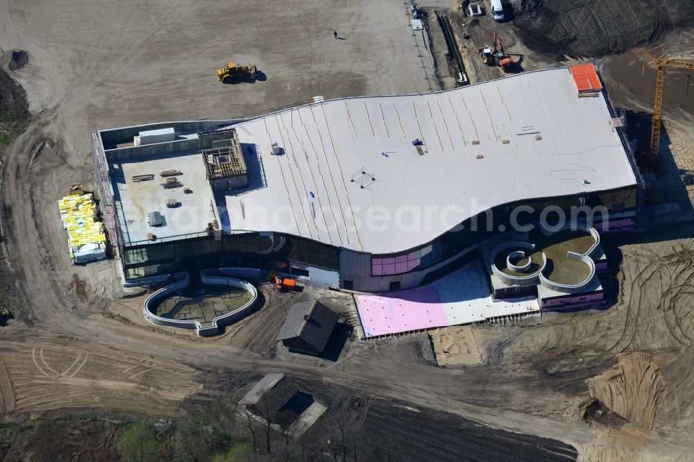 Werder Havel from the bird's eye view: Construction site for the new building of the spa Werder (Havel) with brine and sauna in Werder Havel in Brandenburg