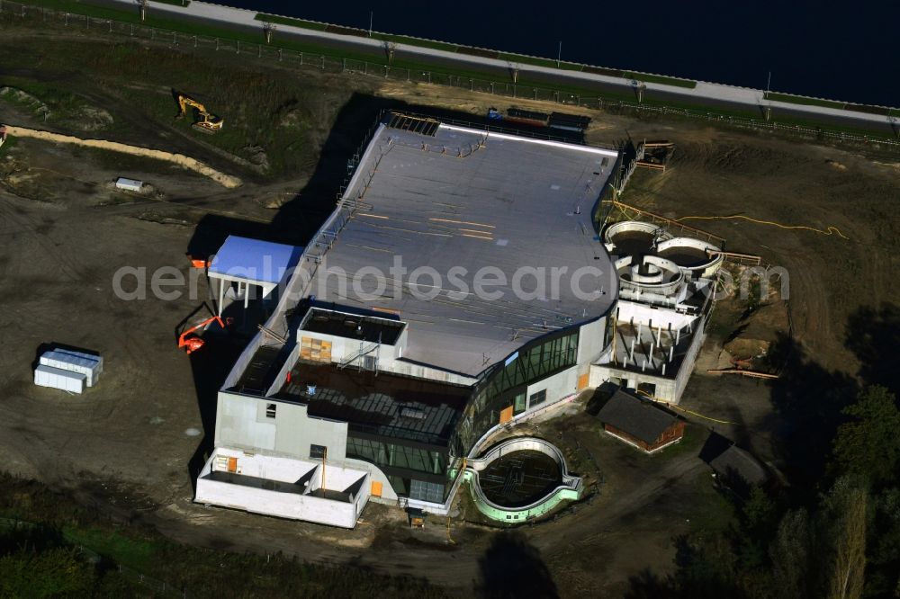 Werder Havel from the bird's eye view: Construction site for the new building of the spa Werder (Havel) with brine and sauna in Werder Havel in Brandenburg