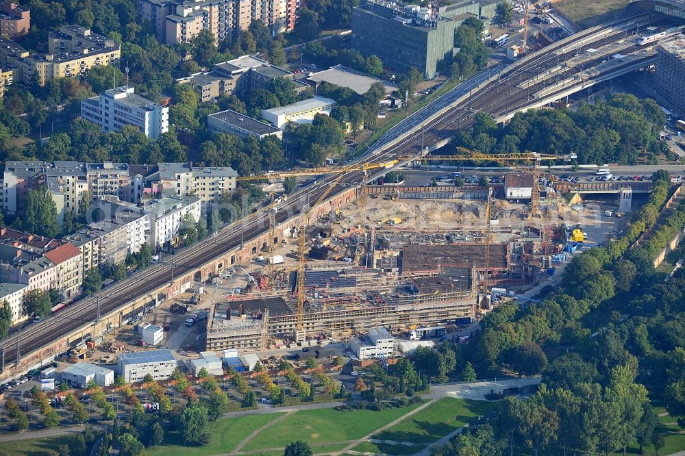 Berlin Moabit from the bird's eye view: View of the construction site for the new building of BMI Federal Ministry of the Interior of the Federal Capital of Berlin government district on Spreebogen in Moabit