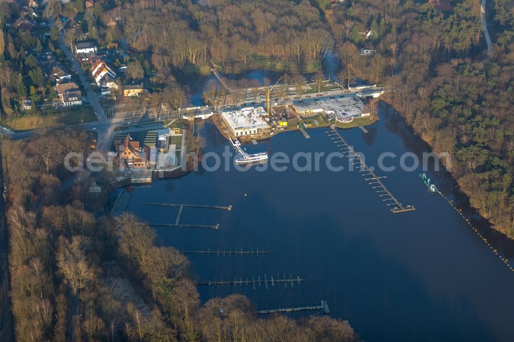 Aerial image Haltern am See - Construction site for the new building of Bootshausgesellschaft Strandallee GmbH & CO. KG on Stadtmuehlenbucht on lake Muehlenbach in Haltern am See in the state North Rhine-Westphalia, Germany