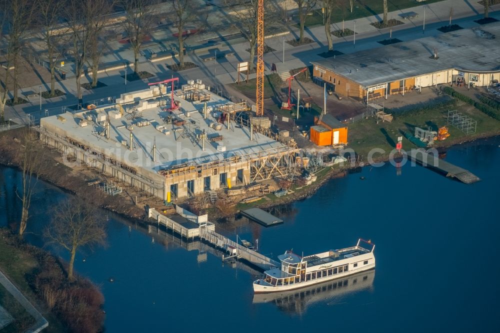 Haltern am See from the bird's eye view: Construction site for the new building of Bootshausgesellschaft Strandallee GmbH & CO. KG on Stadtmuehlenbucht on lake Muehlenbach in Haltern am See in the state North Rhine-Westphalia, Germany