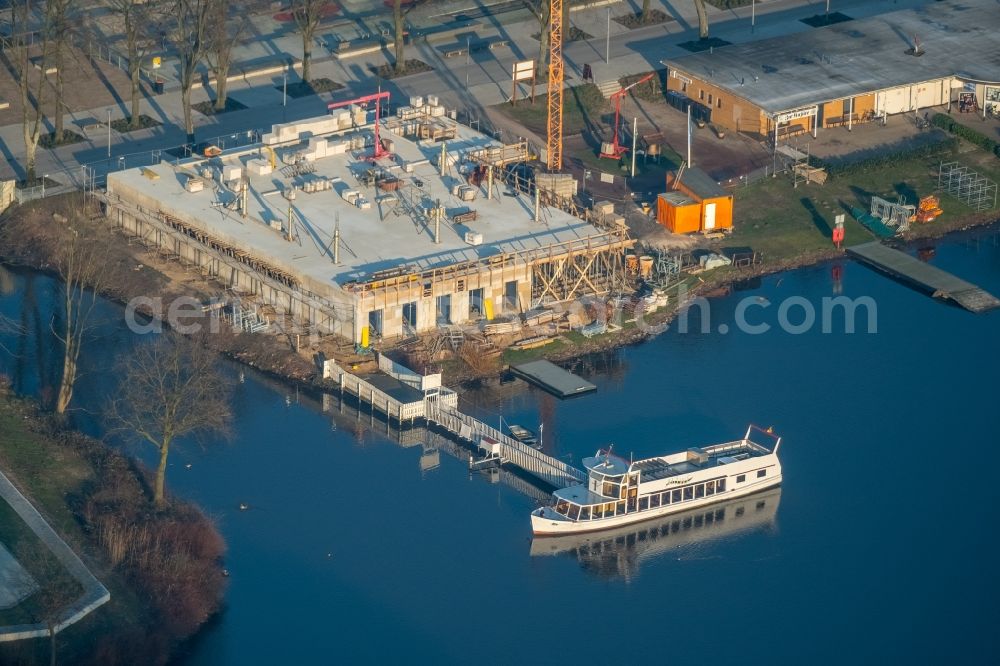 Aerial image Haltern am See - Construction site for the new building of Bootshausgesellschaft Strandallee GmbH & CO. KG on Stadtmuehlenbucht on lake Muehlenbach in Haltern am See in the state North Rhine-Westphalia, Germany