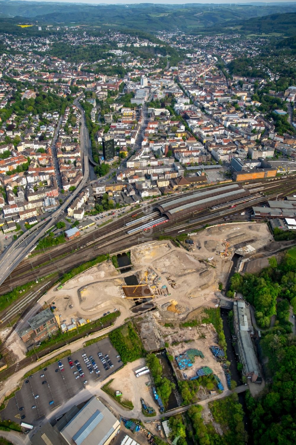 Hagen from above - Construction site of Volmebruecke bridge on Plessenstrasse next to the main station of Hagen in the state of North Rhine-Westphalia