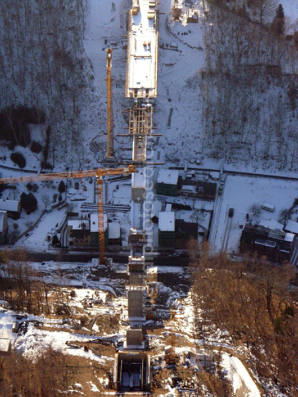 Aue from the bird's eye view: New construction of the bridge structure of the Chemnitzer Strasse in Aue in the state Saxony, Germany