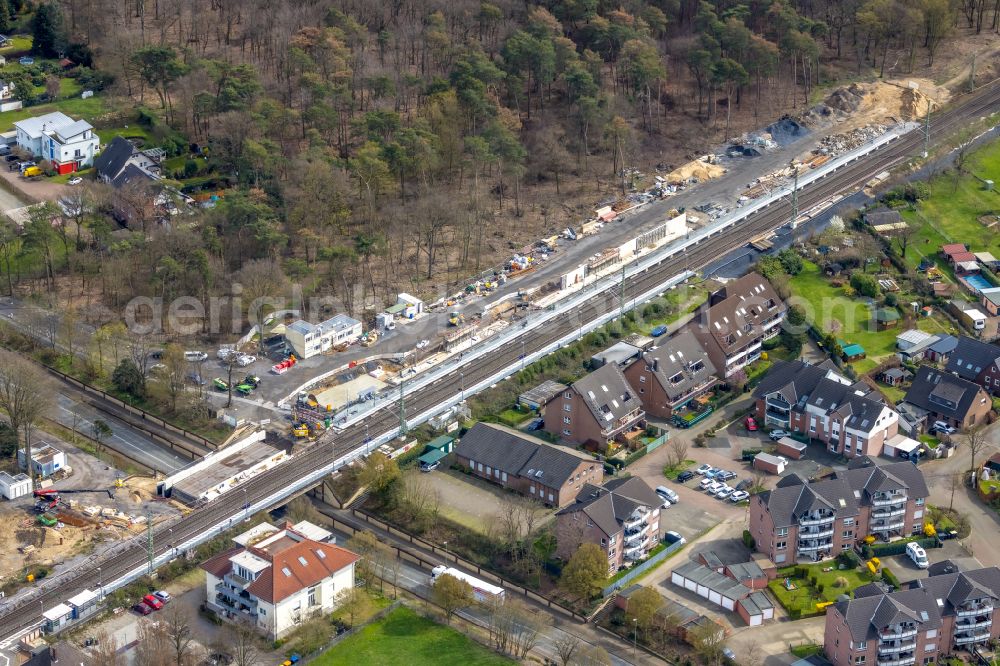 Aerial photograph Voerde (Niederrhein) - New construction of the bridge structure about the Steinstrasse in Voerde (Niederrhein) at Ruhrgebiet in the state North Rhine-Westphalia, Germany