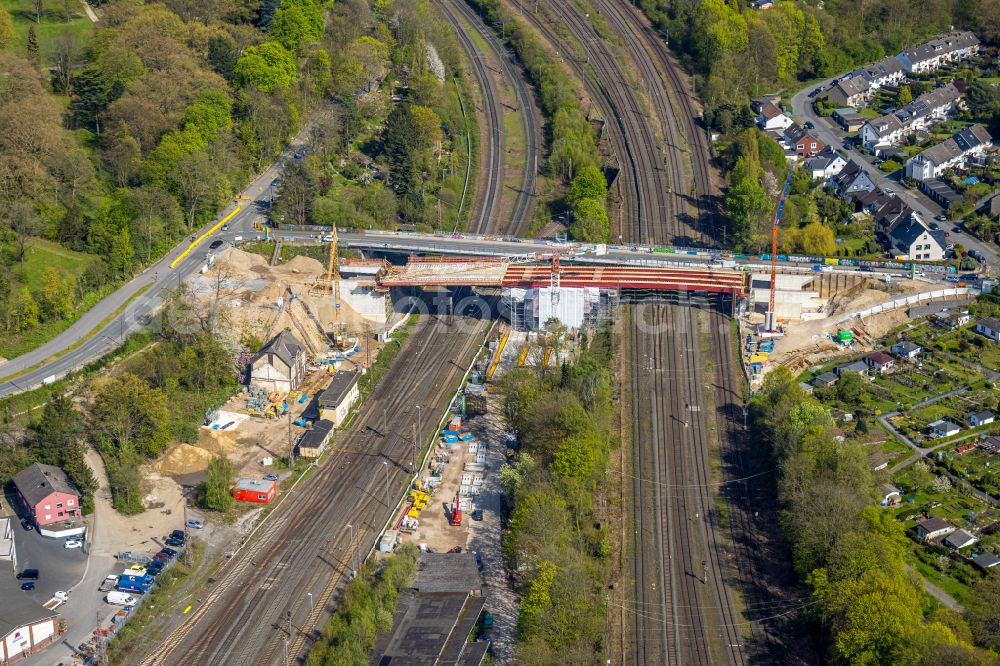 Bochum from the bird's eye view: new construction of the bridge structure Bruecke on Lohring on street Am Lohberg in the district Innenstadt in Bochum at Ruhrgebiet in the state North Rhine-Westphalia, Germany