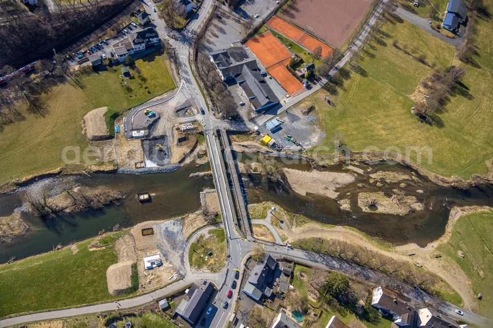 Oeventrop from above - New construction of the bridge structure Dinscheder Bruecke over the Ruhr river in Oeventrop at Sauerland in the state North Rhine-Westphalia, Germany