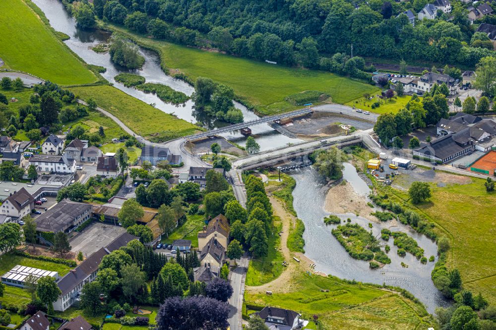 Aerial image Oeventrop - New construction of the bridge structure Dinscheder Bruecke over the Ruhr river in Oeventrop at Sauerland in the state North Rhine-Westphalia, Germany