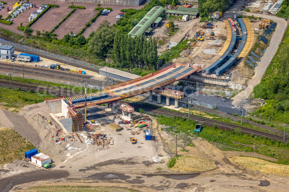 Aerial image Dortmund - Construction site for the new bridge structure Hildabruecke and construction of the northern link on Hildastrasse - Hoeschallee in the district of Westfalenhuette in Dortmund in the Ruhr area in the federal state of North Rhine-Westphalia, Germany