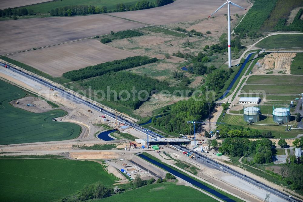 Aerial image Schönerlinde - New construction of the bridge structure over the motorway BAB A10 on Muehlenbecker Strasse in Schoenerlinde in the state Brandenburg, Germany