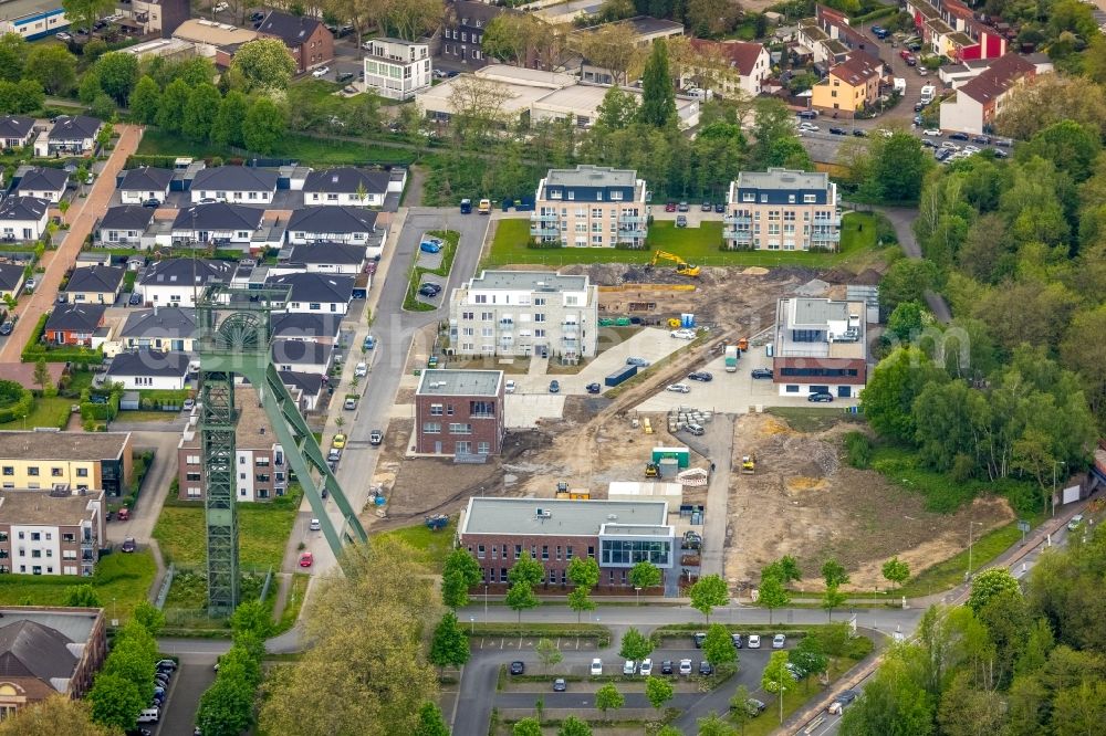 Aerial image Oberhausen - Construction site for the new building of an Office building - Ensemble im Olga-Park on Schacht - Zum Steigerhaus in Oberhausen at Ruhrgebiet in the state North Rhine-Westphalia, Germany