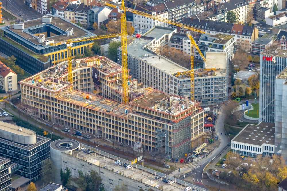 Düsseldorf from above - Construction site for the new building of an Office building - Ensemble PANDION OFFICEHOME Rise on street Voelklinger Strasse in the district Unterbilk in Duesseldorf at Ruhrgebiet in the state North Rhine-Westphalia, Germany