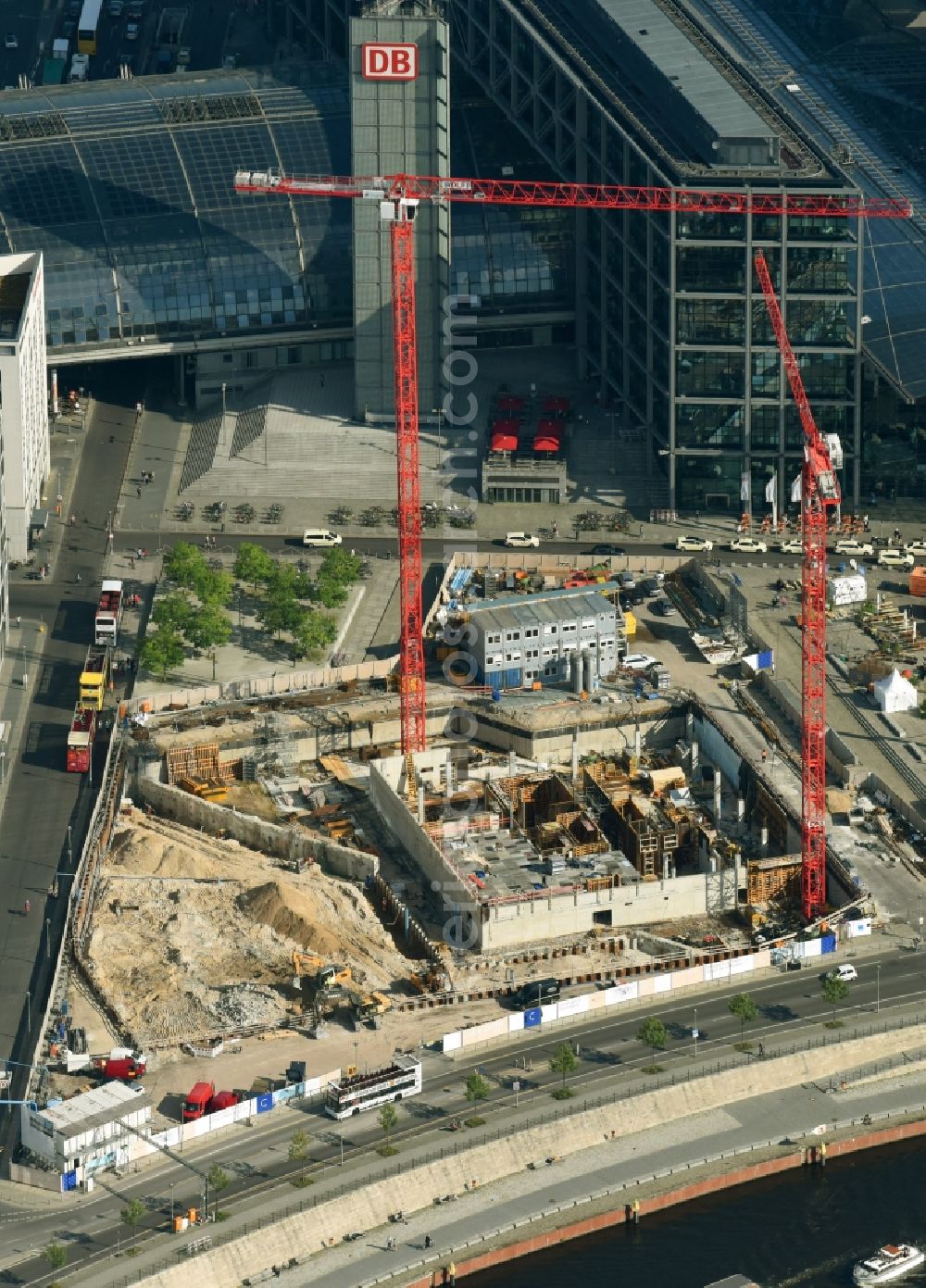 Berlin from the bird's eye view: Construction site to build a new office and commercial building cube berlin on Washingtonplatz - Rahel-Hirsch-Strasse in Berlin, Germany