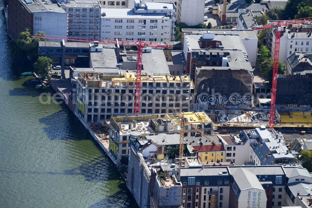 Berlin from above - Construction site to build a new office and commercial building CUVRY CAMPUS on Cuvrystrasse - Schlesische Strasse in the district Kreuzberg in Berlin, Germany