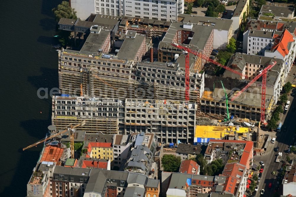 Aerial image Berlin - Construction site to build a new office and commercial building CUVRY CAMPUS on Cuvrystrasse - Schlesische Strasse in the district Kreuzberg in Berlin, Germany