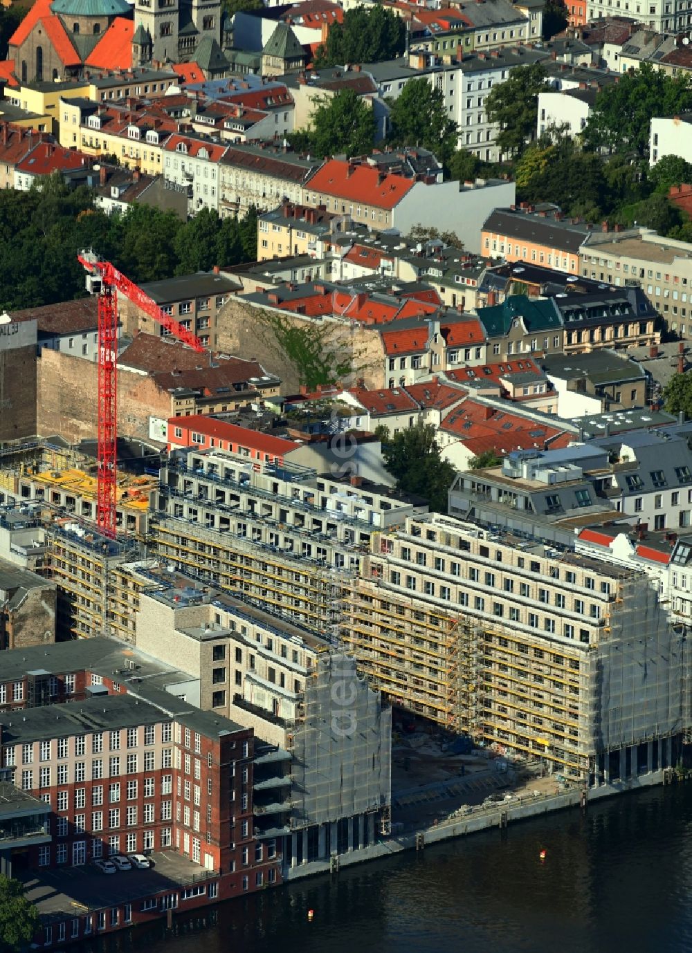 Berlin from above - Construction site to build a new office and commercial building CUVRY CAMPUS on Cuvrystrasse - Schlesische Strasse in the district Kreuzberg in Berlin, Germany