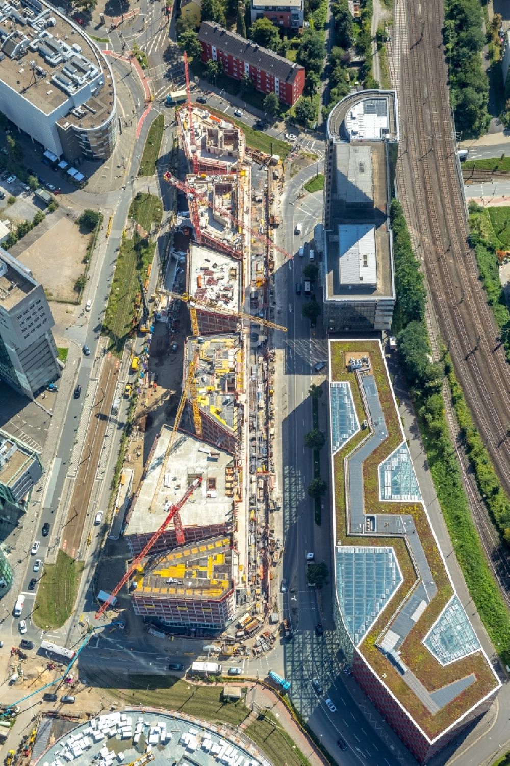 Aerial image Düsseldorf - Construction site to build a new office and commercial building FLOAT between Franzsiusstrasse and Holzstrasse in Duesseldorf in the state North Rhine-Westphalia, Germany