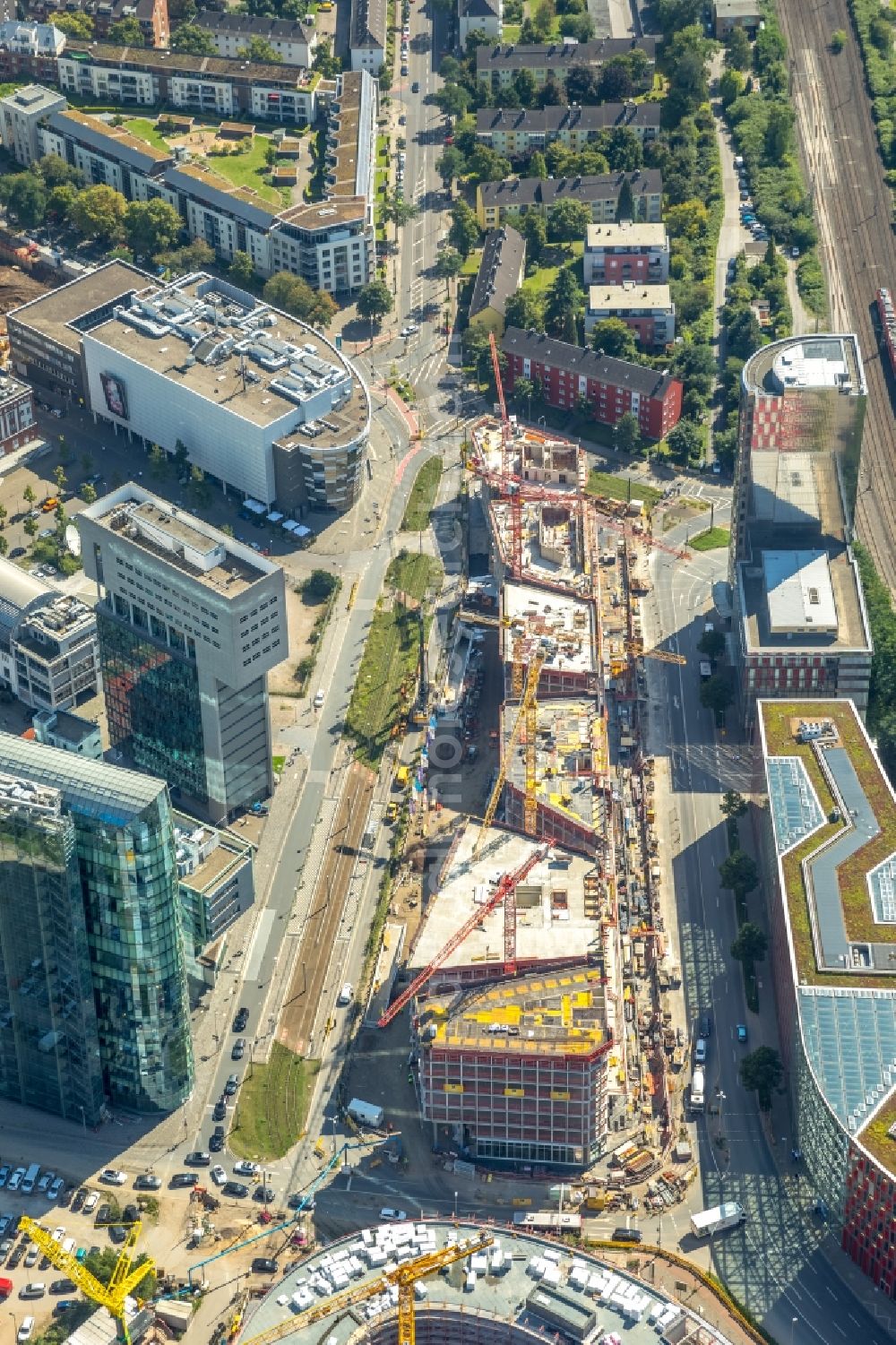 Düsseldorf from above - Construction site to build a new office and commercial building FLOAT between Franzsiusstrasse and Holzstrasse in Duesseldorf in the state North Rhine-Westphalia, Germany