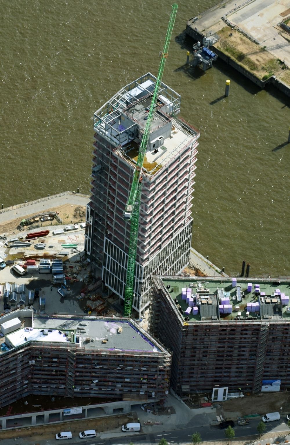 Hamburg from above - Construction site to build a new office and commercial building Intelligent Quarters in of Hafen City in Hamburg, Germany