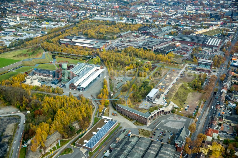 Bochum from above - Construction site to build a new office and commercial building Kultur Ruhr GmbH in the West Park in Bochum at Ruhrgebiet in the state North Rhine-Westphalia. Nearby the ruin of the former entrance of the Krupp grounds