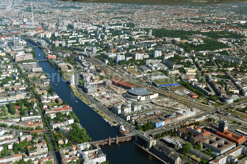 Berlin from above - Construction site to build a new office and commercial building M_EINS of OVG Real Estate and LBBW Immobilien on Muehlenstrasse in the district Bezirk Friedrichshain-Kreuzberg in Berlin, Germany