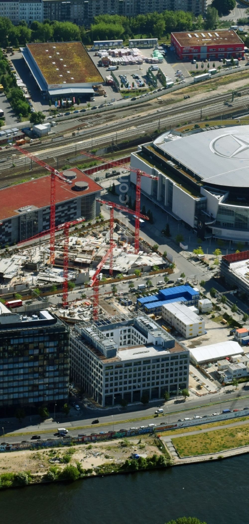 Aerial image Berlin - Construction site to build a new office and commercial building M_EINS of OVG Real Estate and LBBW Immobilien on Muehlenstrasse in the district Bezirk Friedrichshain-Kreuzberg in Berlin, Germany