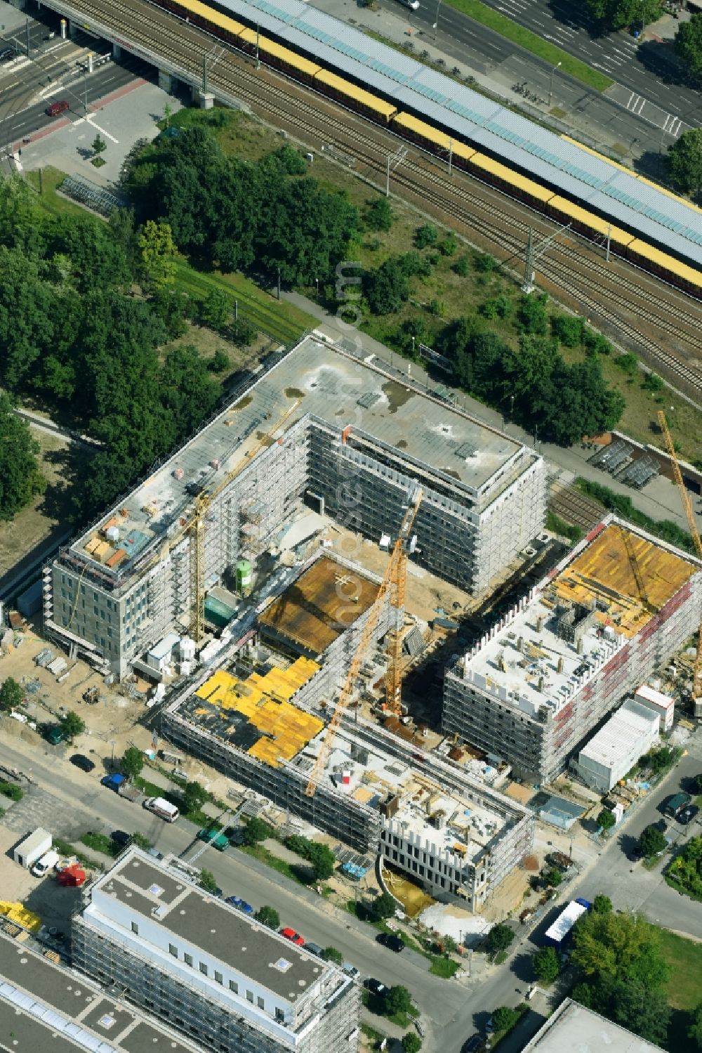 Aerial image Berlin - Construction site to build a new office and commercial building NUBIS on Franz-Ehrlich-Strasse corner Ernst-Augustin-Strasse in the district Bezirk Treptow-Koepenick in Berlin