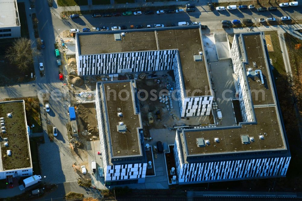 Berlin from the bird's eye view: Construction site to build a new office and commercial building NUBIS on Franz-Ehrlich-Strasse corner Ernst-Augustin-Strasse in the district Bezirk Treptow-Koepenick in Berlin