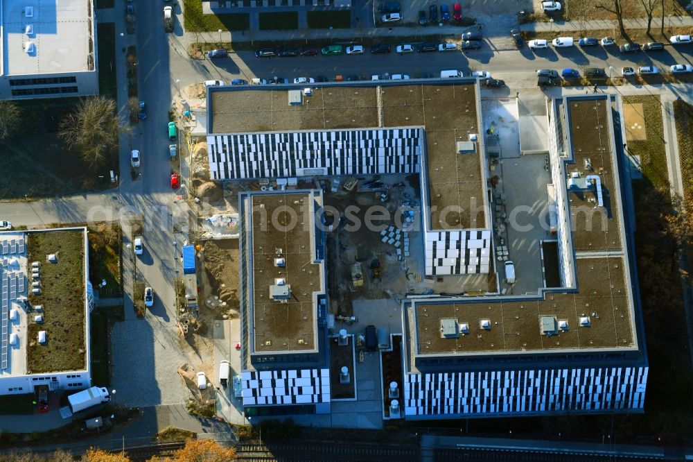 Aerial image Berlin - Construction site to build a new office and commercial building NUBIS on Franz-Ehrlich-Strasse corner Ernst-Augustin-Strasse in the district Bezirk Treptow-Koepenick in Berlin