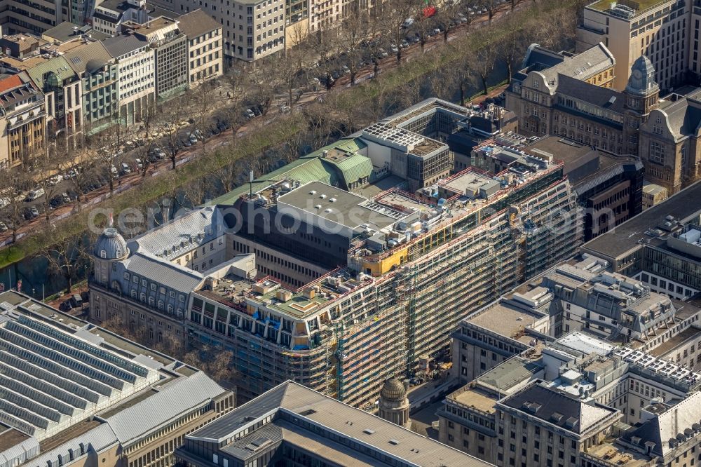 Düsseldorf from above - Construction site to build a new office and commercial building KOe-QUARTIER on Koenigsallee - Breite Strasse in Duesseldorf in the state North Rhine-Westphalia, Germany